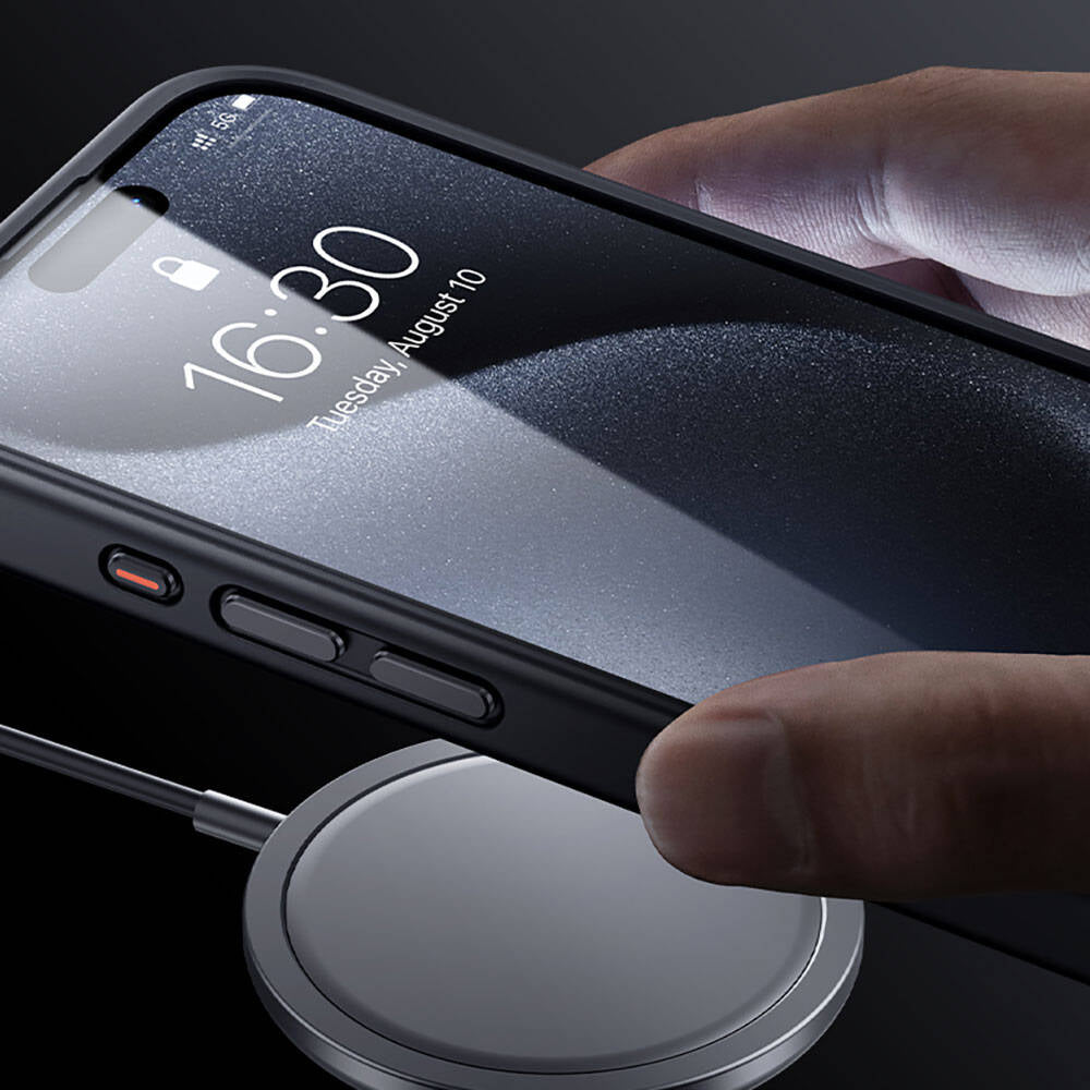 BENKS iPhone 15 Pro Magsafe Şarj Özellikli Benks Mist Protective Siyah Kılıf