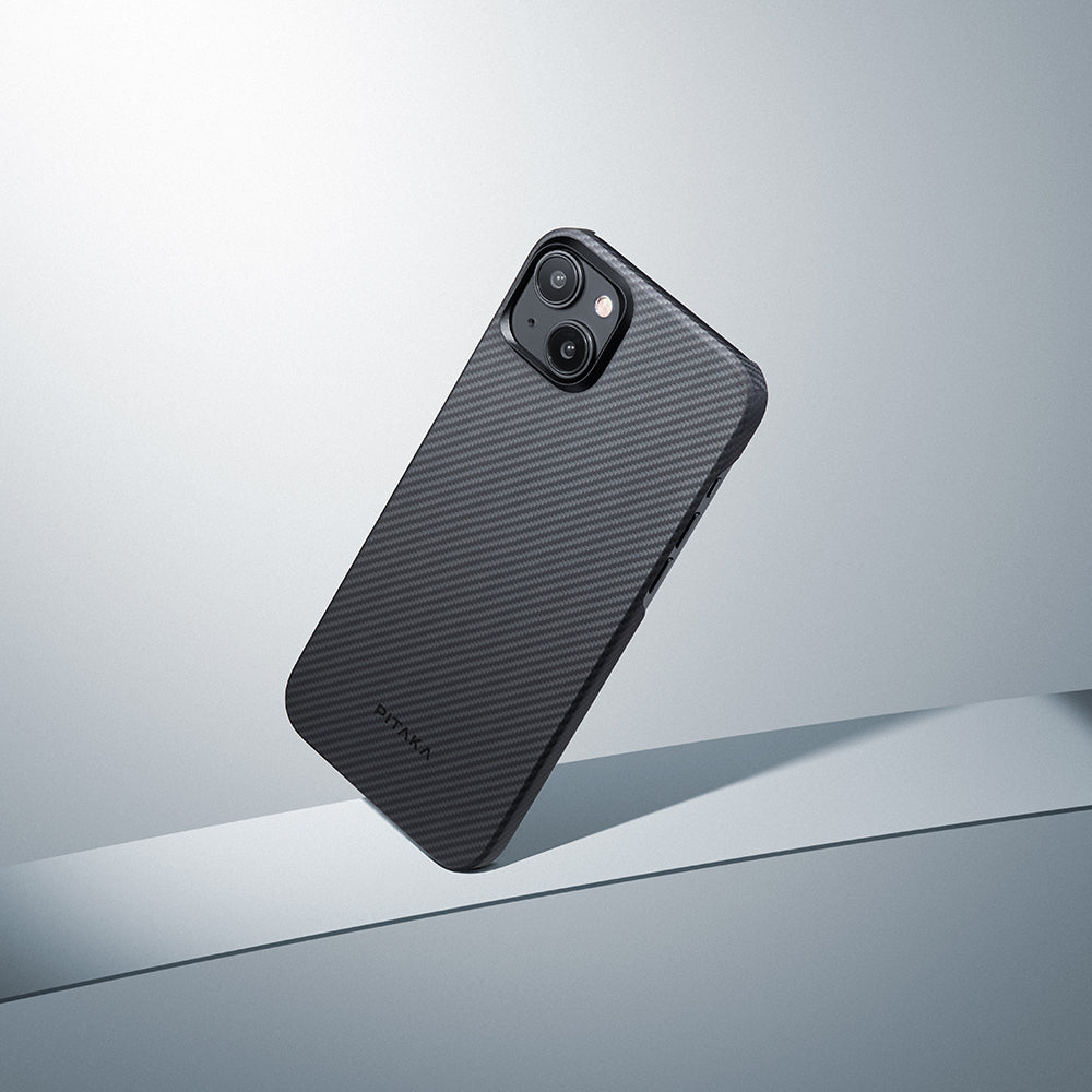 PİTAKA iPhone 15 Plus Magsafe Şarj Özellikli 600D Aramid Fiber Ultra-Slim Classic Serisi Black-Grey Twill Kılıf