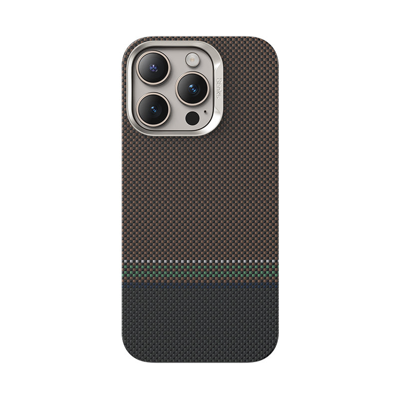 BENKS iPhone 16 Pro Max Magsafe Şarj Özellikli Karbon Fiber Tasarımlı Benks Prestige ArmorAir Kevlar Kılıf