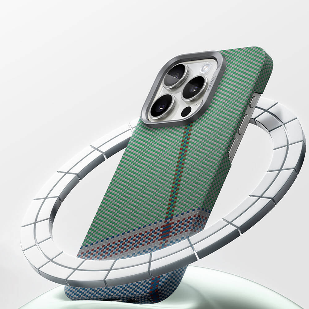 BENKS iPhone 15 Pro Max Magsafe Şarj Özellikli Karbon Fiber Tasarımlı Passion Green ArmorAir Kevlar Kılıf
