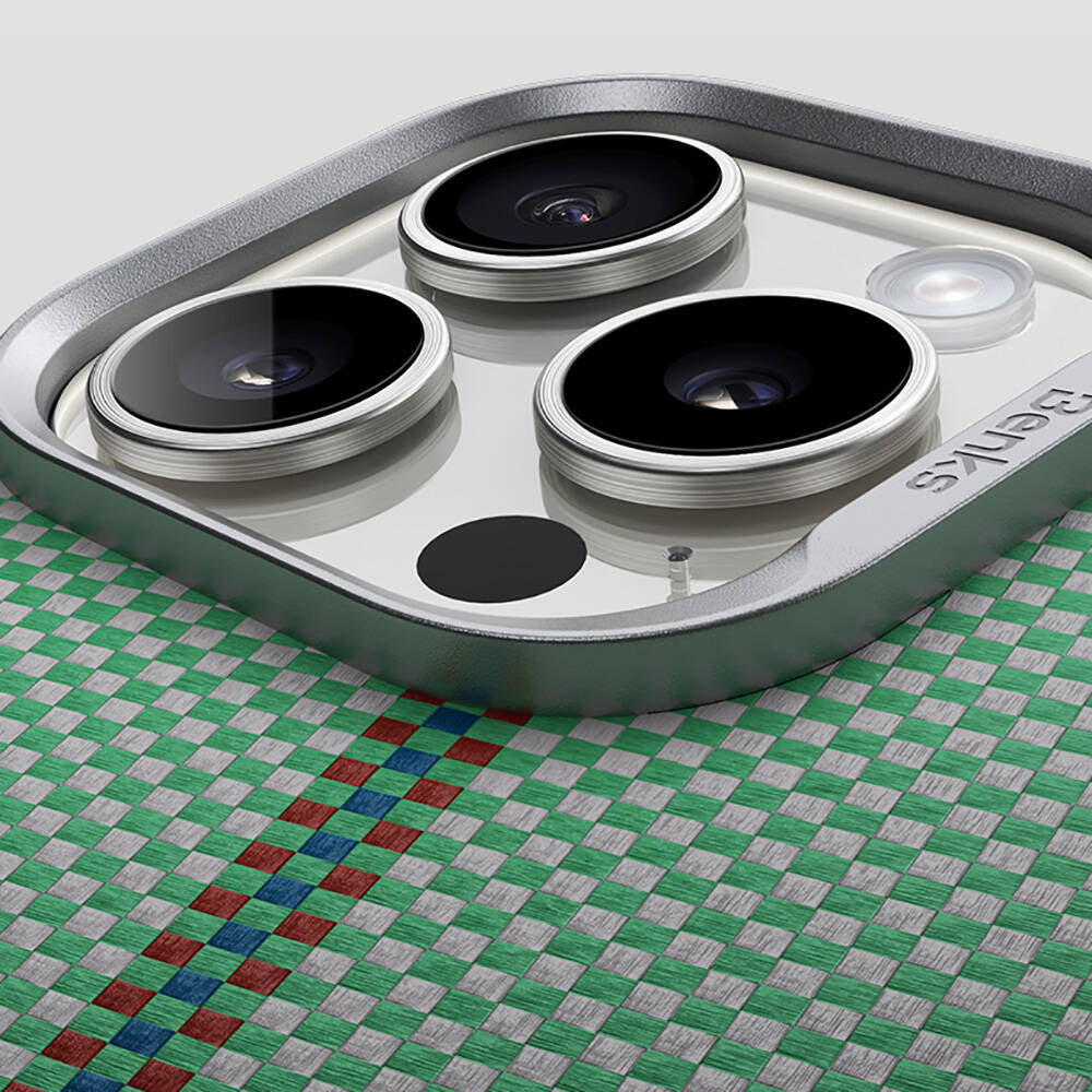 BENKS iPhone 15 Pro Max Magsafe Şarj Özellikli Karbon Fiber Tasarımlı Passion Green ArmorAir Kevlar Kılıf