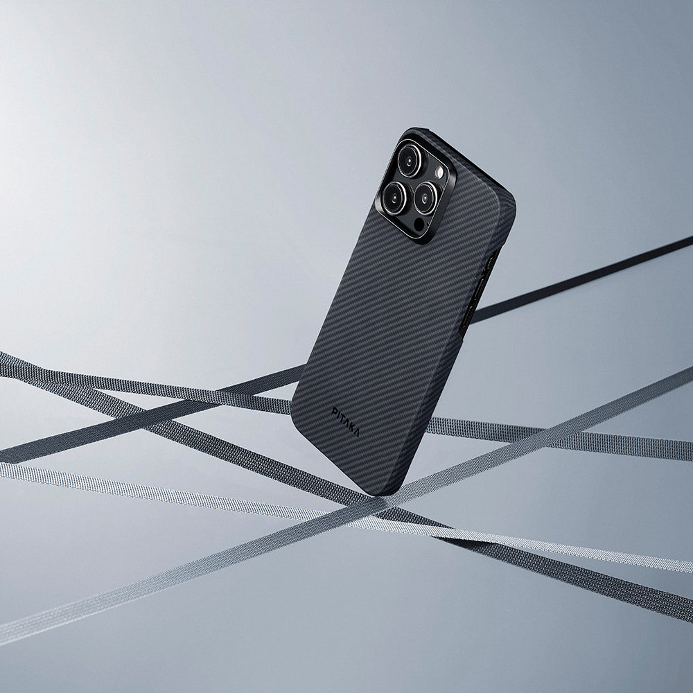 PİTAKA Magsafe Şarj Özellikli iPhone 15 Pro Max 600D Aramid Fiber Pitaka Ultra-Slim Classic Serisi Black-Grey Twill Kılıf