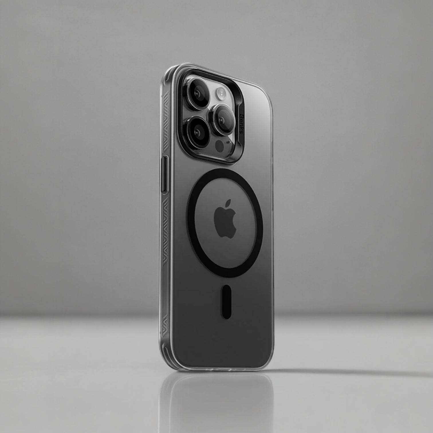 Benks Lucid Armor Serisi iPhone Kapak Siyah - enzaksesuar