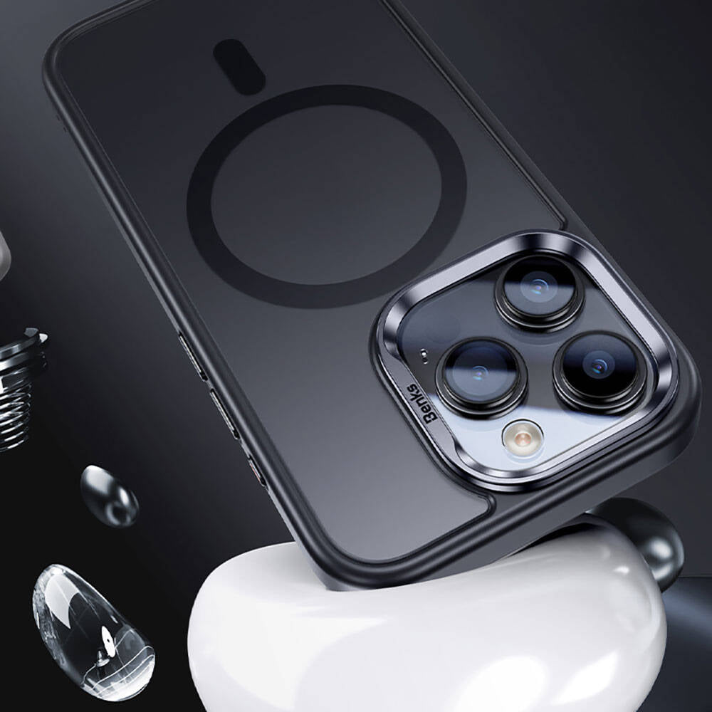 BENKS iPhone 15 Pro Magsafe Şarj Özellikli Benks Mist Protective Siyah Kılıf