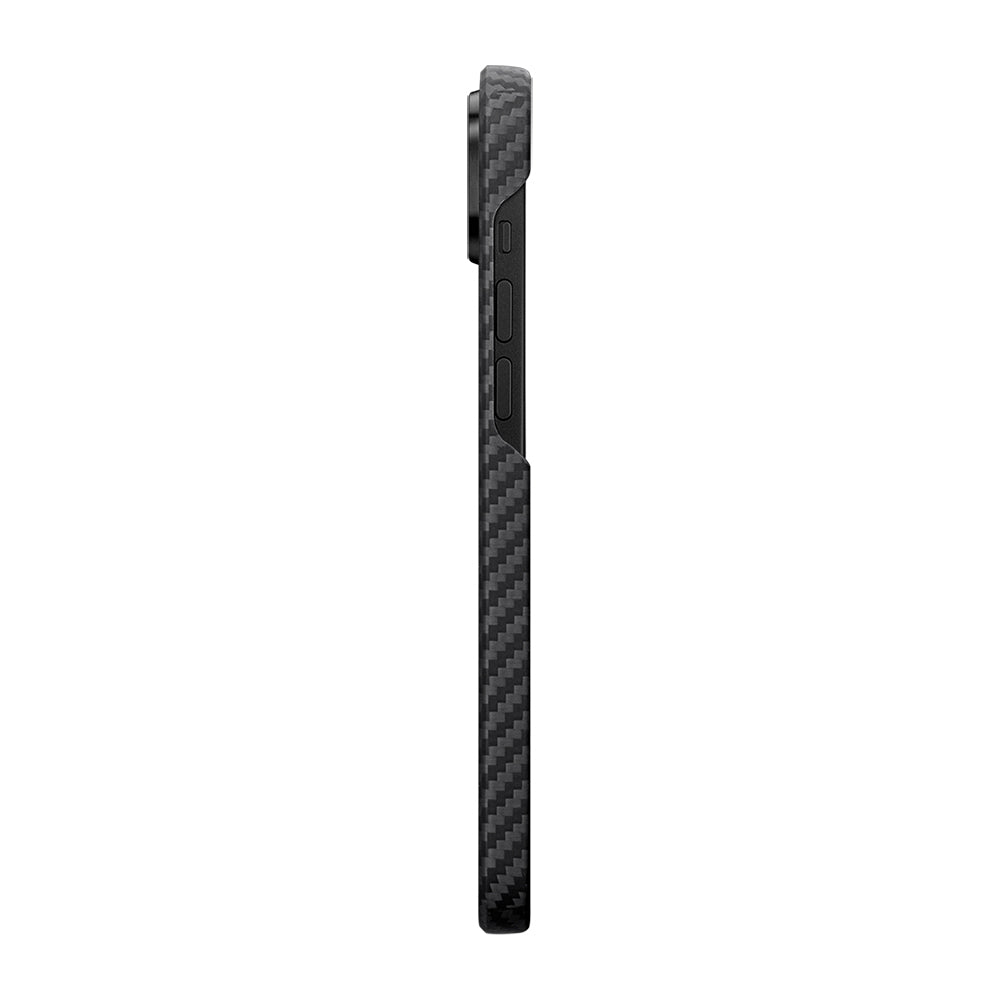 PİTAKA iPhone 15 Plus Magsafe Şarj Özellikli 1500D Aramid Fiber Ultra-Slim Classic Serisi Black-Grey Twill Kılıf