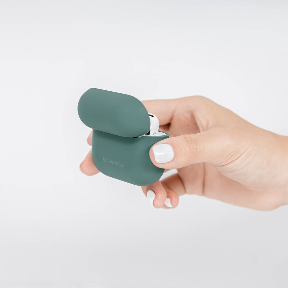 Airpods 3. Nesil Kılıf Yumuşak Dokunuşlu Likit Silikon Tasarımlı Lisanslı Switcheasy Skin Kılıf Siyah