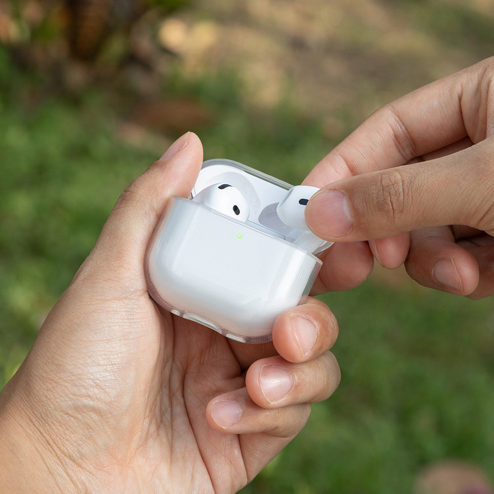 Apple AirPods 4 Kılıf Qi M-Safe Şarj Özellikli Native Union RE Clear Serisi Silikon Kapak Şeffaf