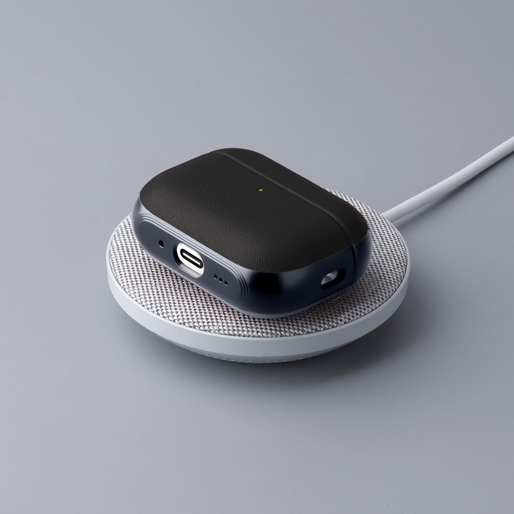 Apple AirPods Pro 3 Kılıf M-Safe Şarj Özellikli Mutural Poying Serisi Deri Tasarımlı Kapak Siyah