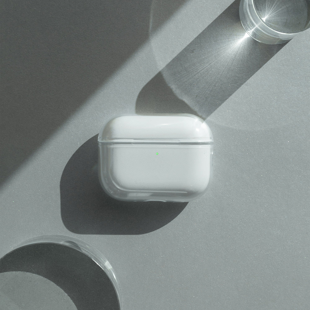 Apple AirPods Pro 3 Kılıf Qi M-Safe Şarj Özellikli Native Union Clear Serisi Silikon Kapak Şeffaf