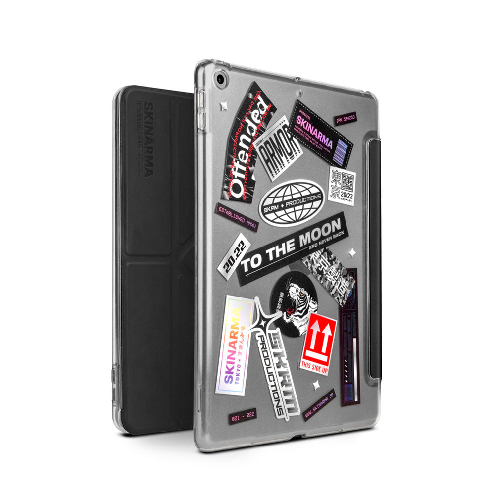 iPad 10.2 2021 (9.Nesil) Kılıf SkinArma Sticker Tasarımlı Arkası Şeffaf Standlı Mageru Kılıf Siyah
