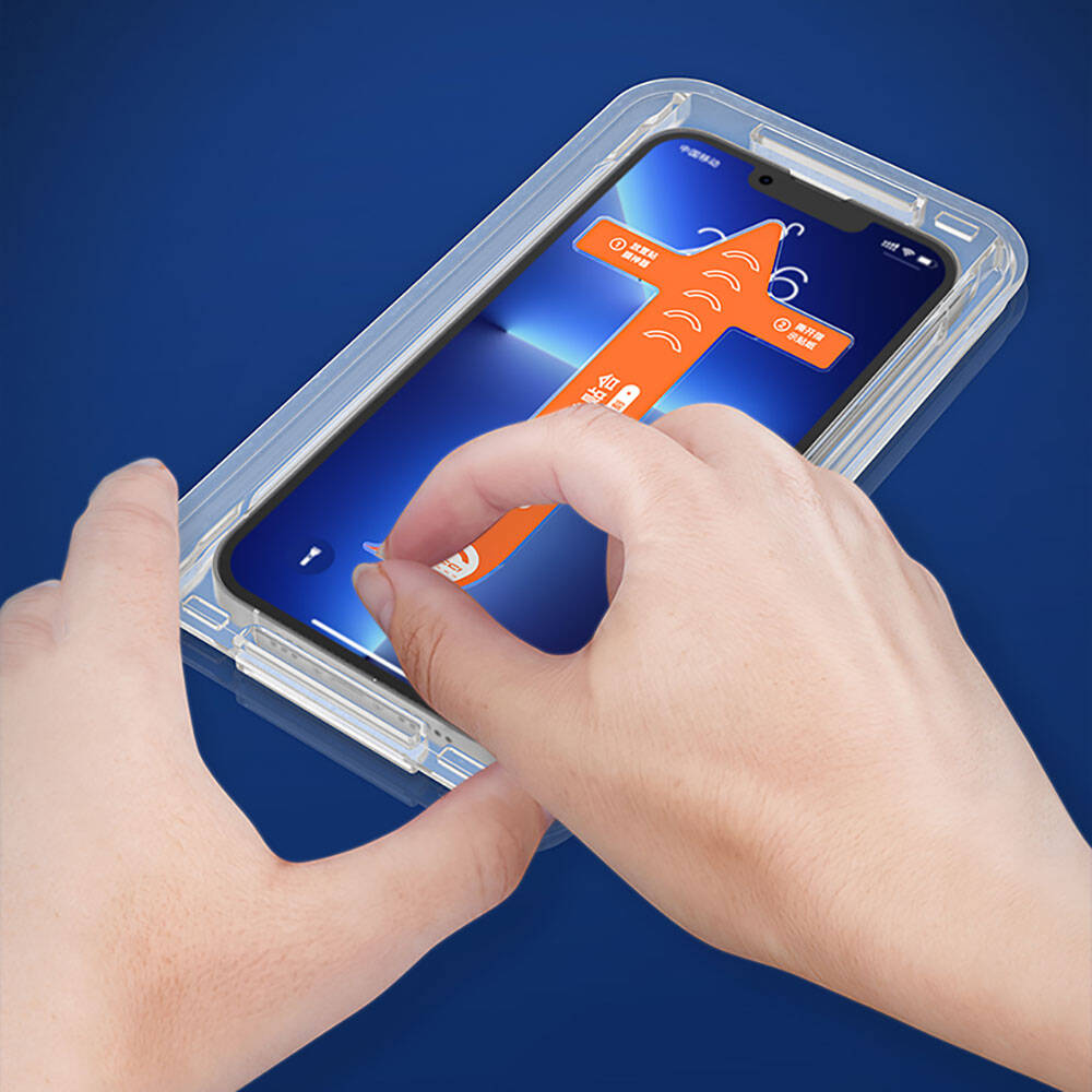 iPhone 13 Pro Max Recci RSP-A11 HD Temperli Cam Ekran Koruyucu + Kolay Uygulama Aparatlı Siyah