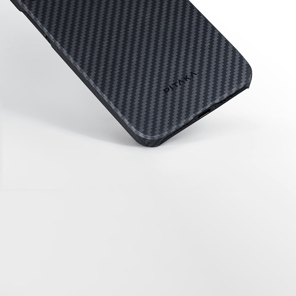 iPhone 15 Plus Kılıf Magsafe Şarj Özellikli 1500D Aramid Fiber Pitaka Ultra-Slim Classic Serisi Black-Grey Twill Kılıf Siyah-Gri