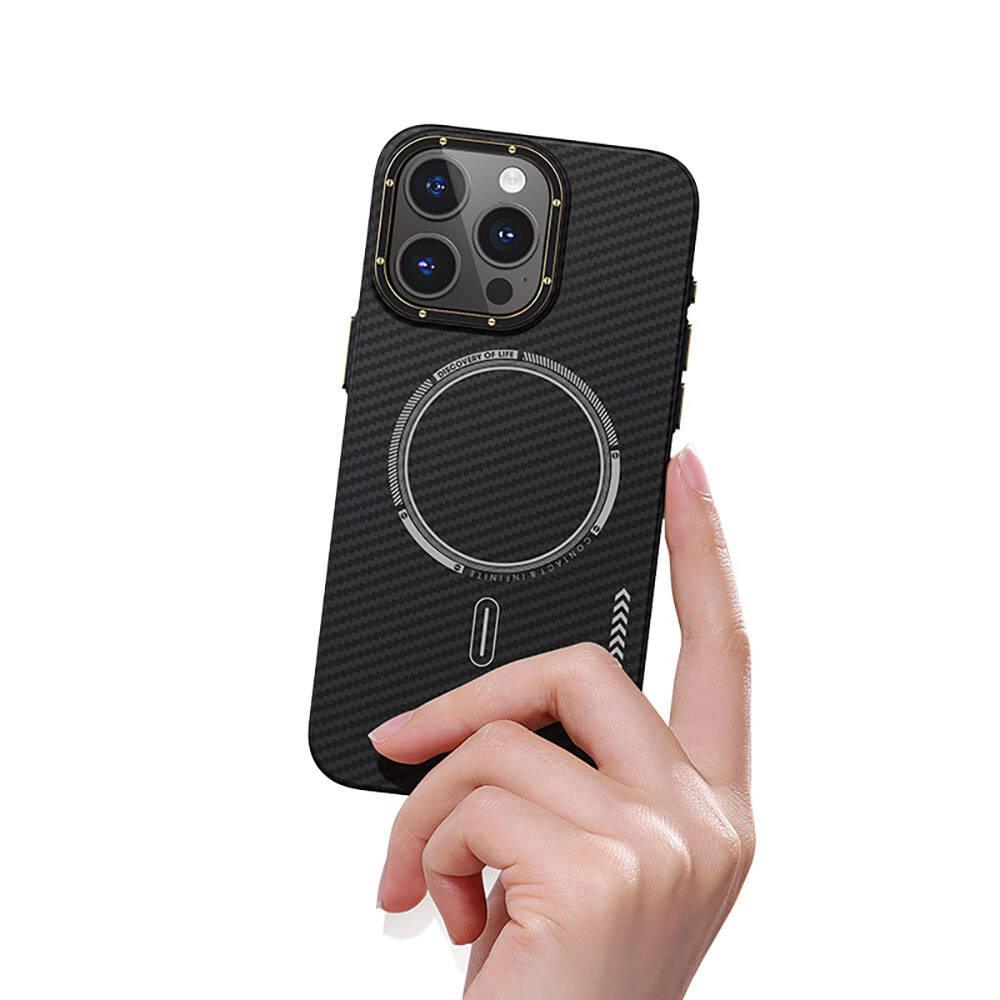iPhone 15 Pro Kılıf Recci Machinist Serisi Magsafe Şarj Özellikli Magnetik Karbon Kılıf Gri
