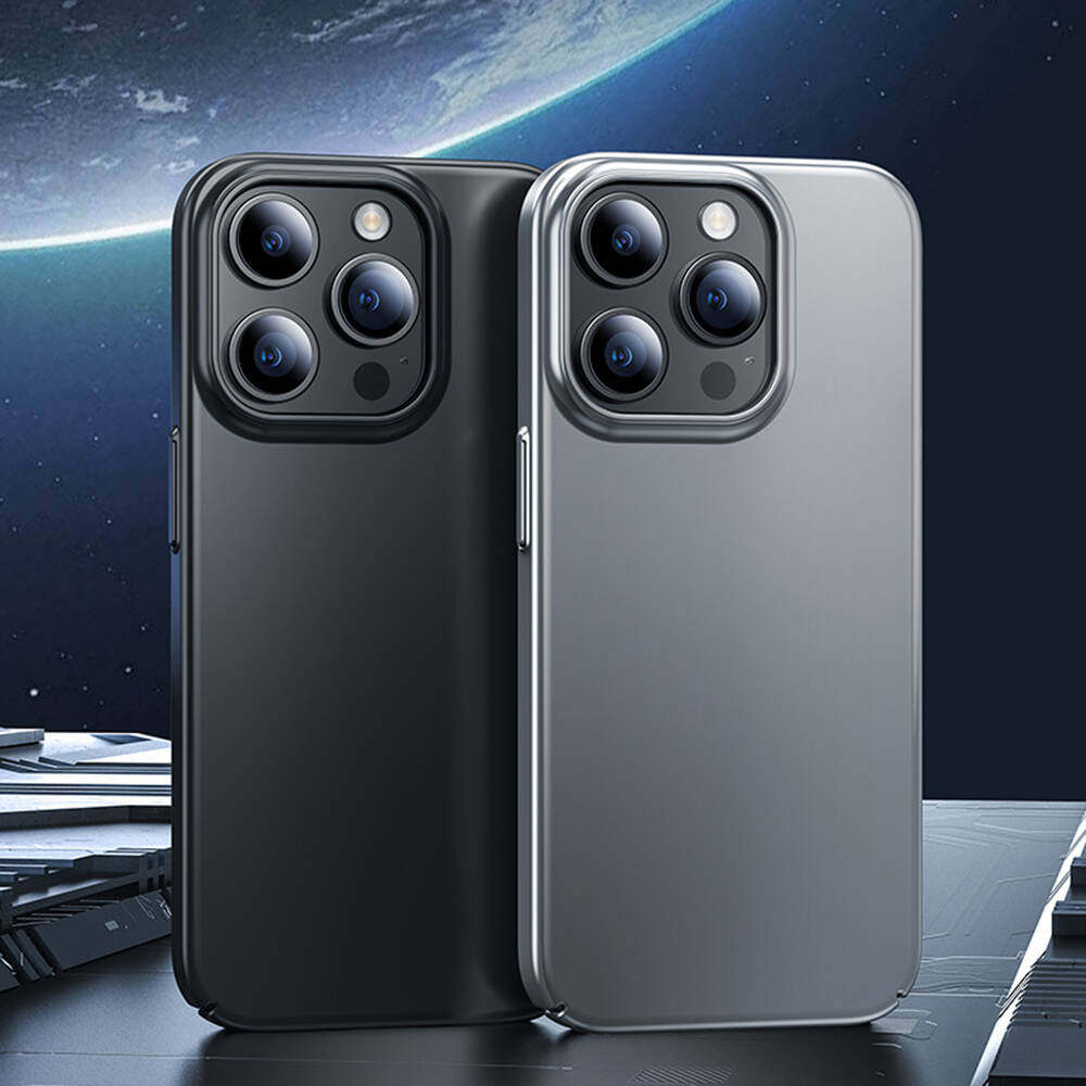 iPhone 15 Pro Max Kılıf Benks Ultra İnce PC Kılıf Gri