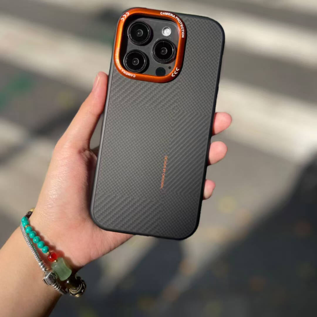 iPhone Kılıf Magsafe Şarj Özellikli Karbon Fiber Görünümlü Zore Kamp Kapak - enzaksesuar