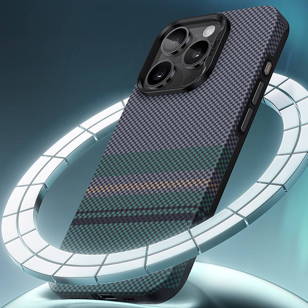 iPhone 15 Pro Max Kılıf Magsafe Şarj Özellikli Karbon Fiber Tasarımlı Benks Aurora ArmorPro Kevlar Kılıf Siyah