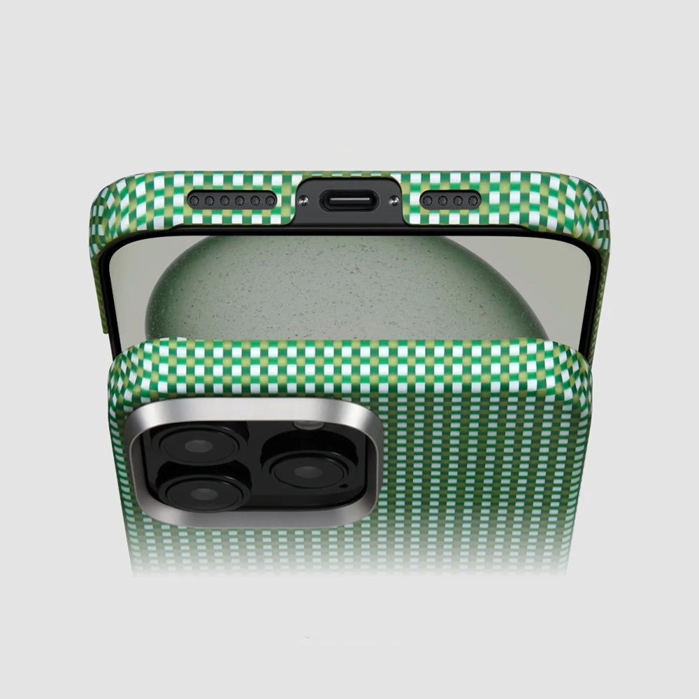 iPhone 16 Kılıf Magsafe Şarj Özellikli Aramid Fiber Pitaka Ultra-Slim Classic Serisi Forest Green Kılıf Yeşil