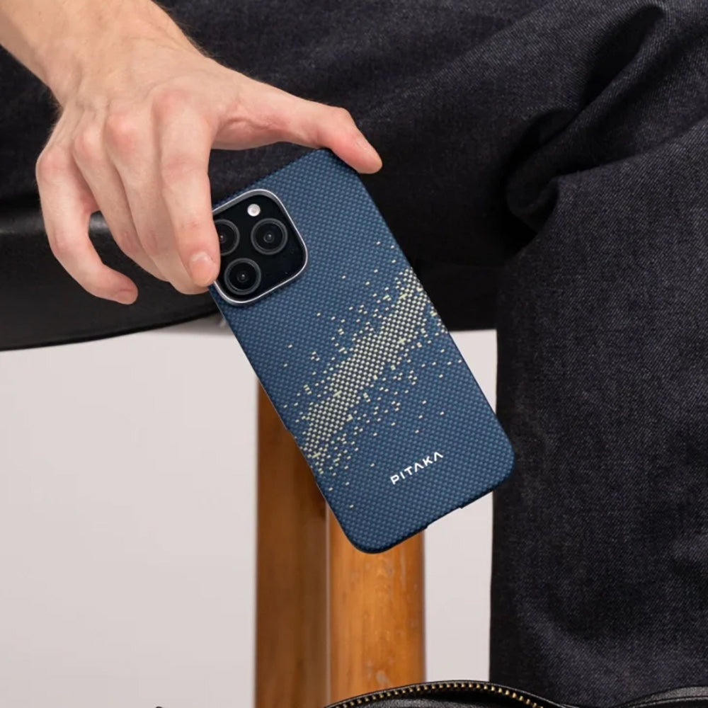 iPhone 16 Plus Kılıf Magsafe Şarj Özellikli Aramid Fiber Pitaka Tactile Woven Starpeak Serisi Over The Horizon Kılıf Mavi