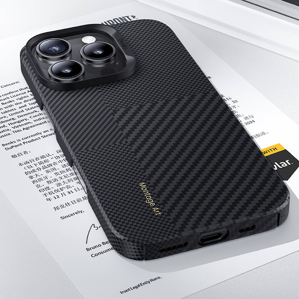 iPhone 16 Plus Kılıf Magsafe Şarj Özellikli Karbon Fiber Benks Montage ArmorAir Kevlar Kılıf Siyah