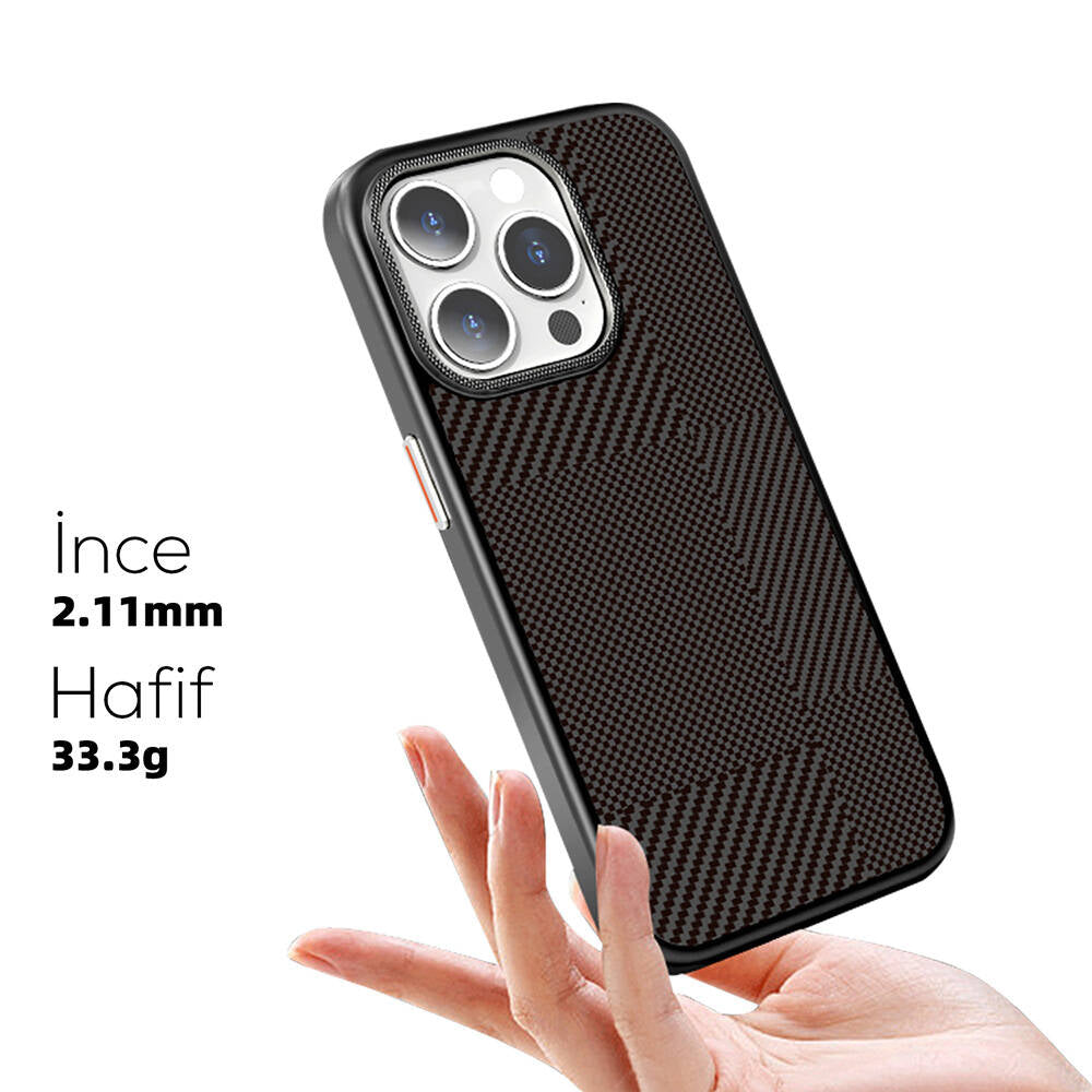 iPhone 16 Pro Kılıf Magsafe Şarj Özellikli Karbon Fiber Desenli Mutural Montage Kılıf Siyah