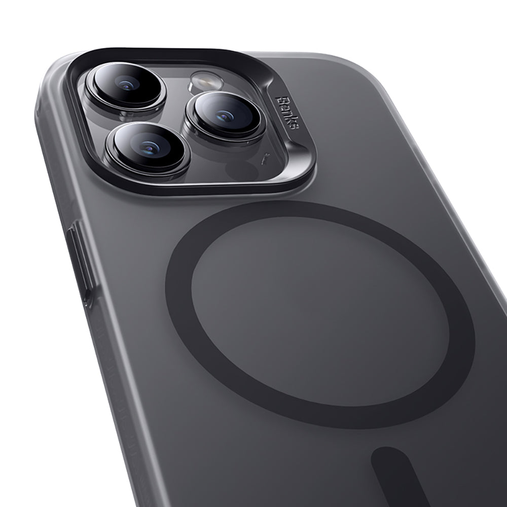 Apple iPhone 16 Pro Max Kılıf M-safe Şarj Özellikli Yeni Seri Benks Lucid Armor Kapak Siyah