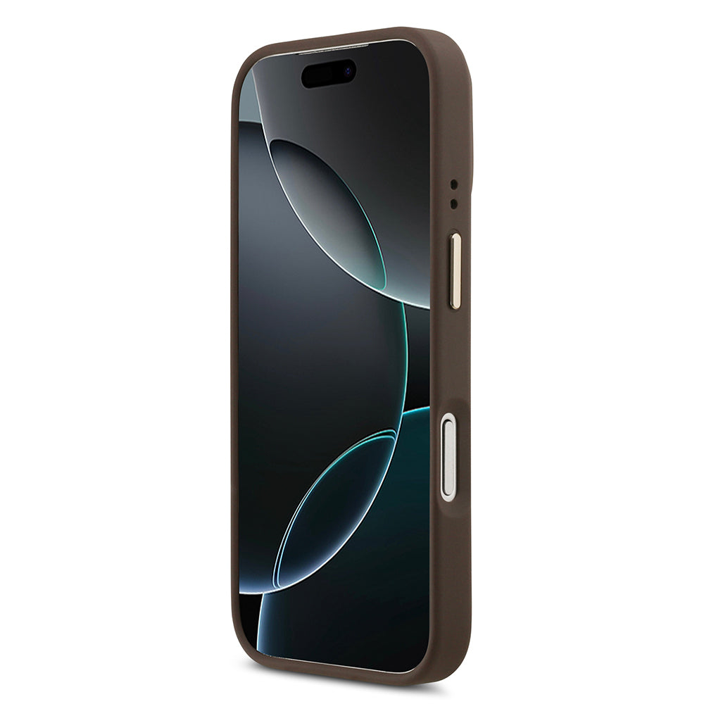Apple iPhone 17 Pro Kılıf Guess Orjinal Lisanslı M-safe Şarj Özellikli Sıcak Baskılı Yazı Logolu PU Deri Peony Kapak Kahverengi