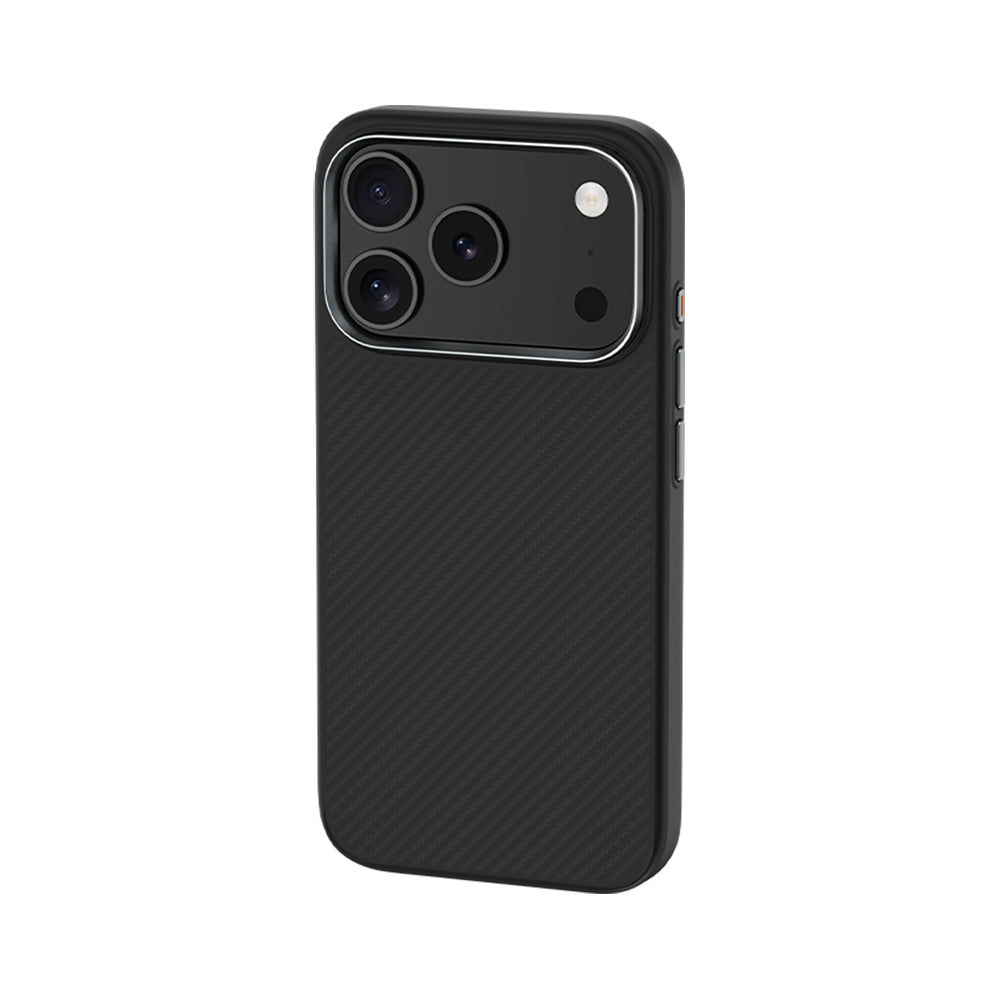 Apple iPhone 17 Pro Max Kılıf Karbon Fiber M-safe Şarj Özellikli Benks Hybrid ArmorPro 600D Kevlar Kapak Siyah