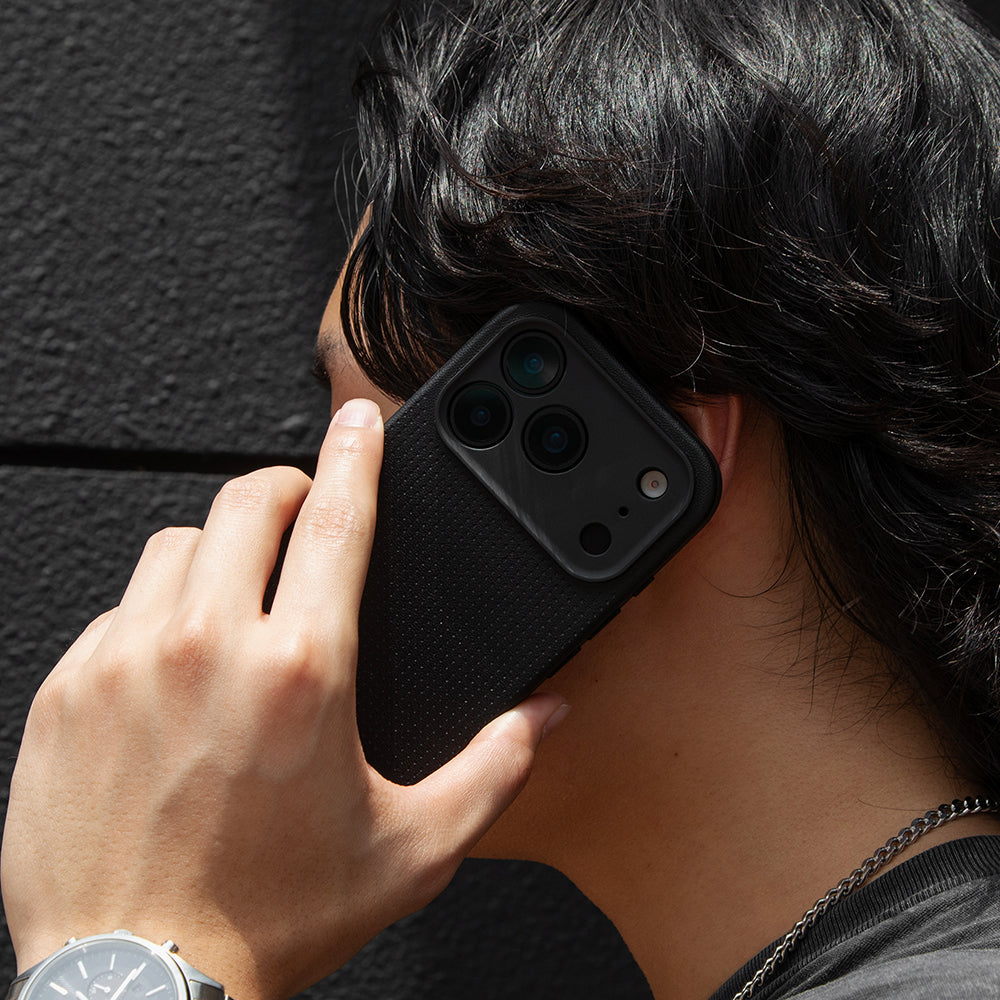 Apple iPhone 17 Pro Max Kılıf M-safe Şarj Özellikli Deri Dokulu Native Union 2025 Active Serisi Kapak Beyaz
