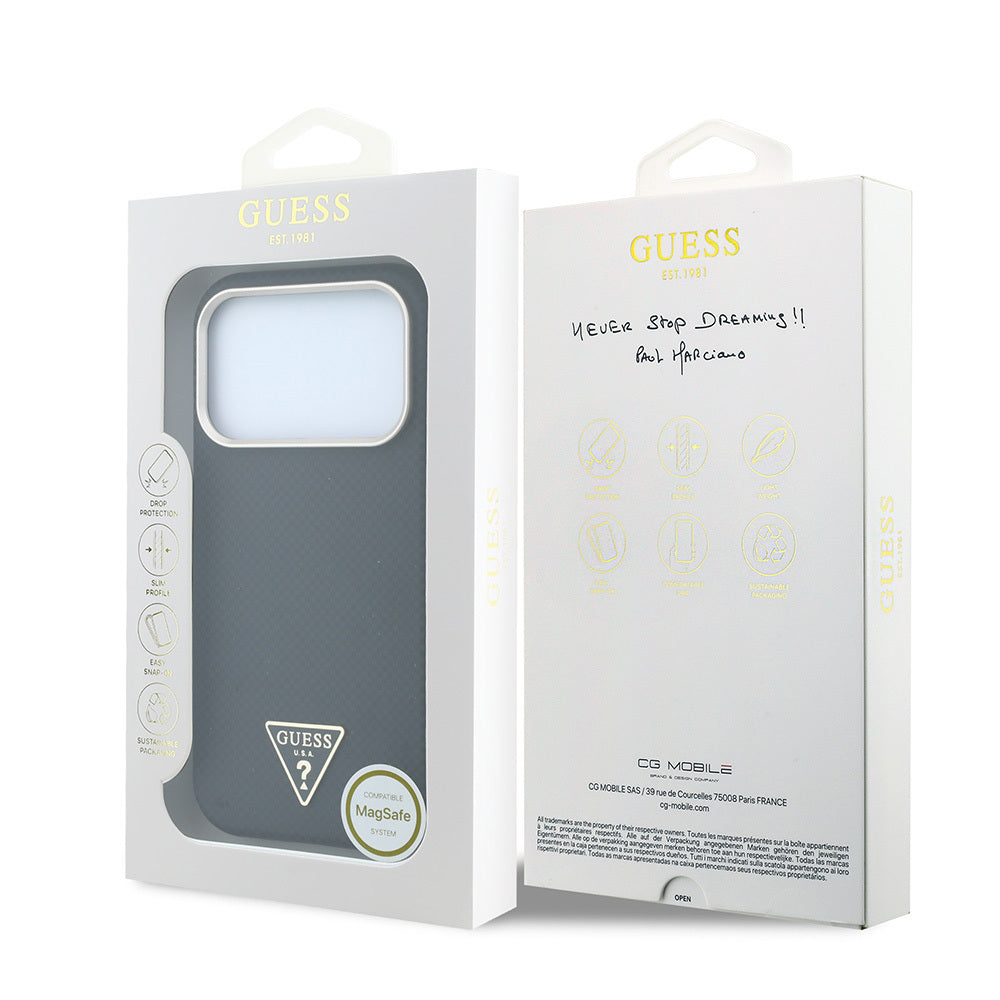 Apple iPhone 18 Pro Kılıf Guess Orjinal Lisanslı M-safe Şarj Özellikli PU Metal Üçgen Logolu Karbon Fiber Kevlar Kapak Siyah