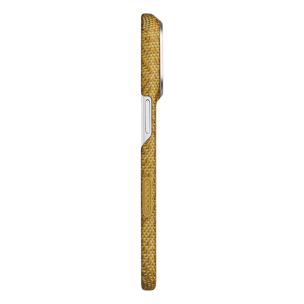 Apple iPhone 18 Pro Kılıf M-safe Şarj Özellikli Aramid Karbon Fiber Pitaka Wind Over Wheat Serisi Kapak Gold