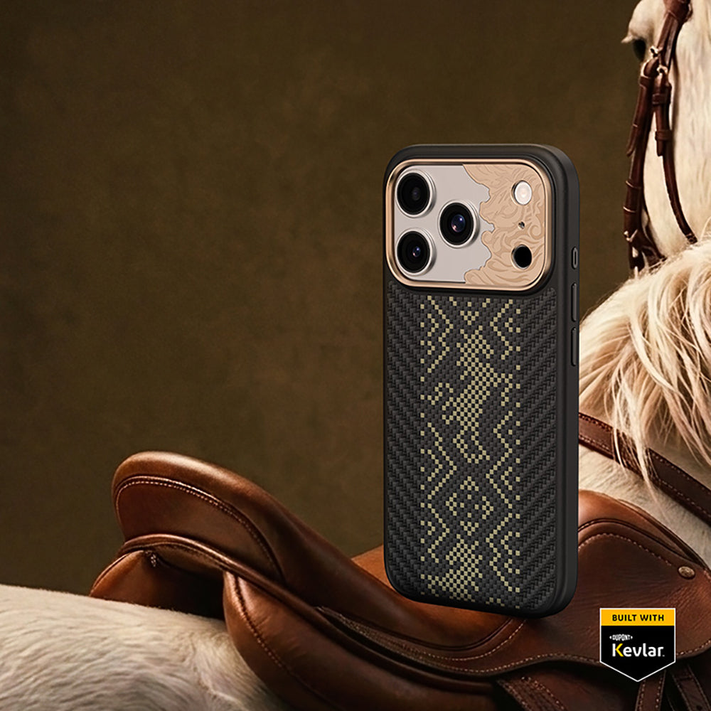 Apple iPhone 18 Pro Kılıf M-safe Şarj Özellikli Yükseltilmiş Kamera Çerçeveli Karbon Fiber Tasarımlı Benks Knight ArmorPro Kevlar Kapak Siyah