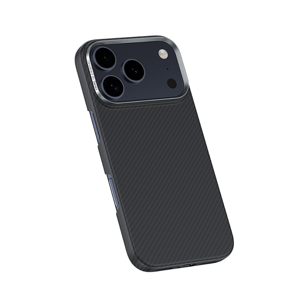 Apple iPhone 18 Pro Max Kılıf Karbon Fiber M-safe Şarj Özellikli Benks Armor Air Yükseltimiş Kamera Çerçevesi C1 600D Kevlar Kapak Siyah