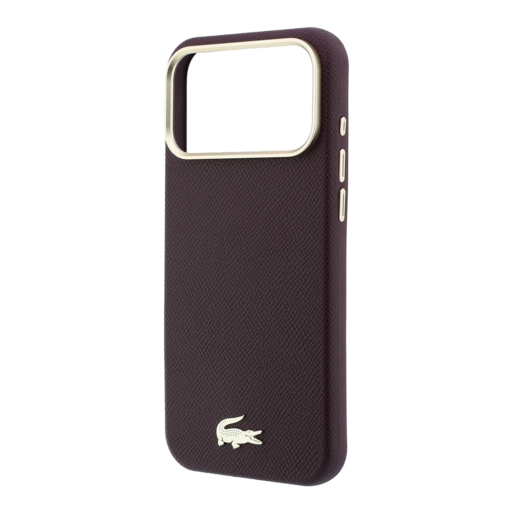 Apple iPhone 18 Pro Max Kılıf Lacoste Orjinal Lisanslı M-Safe Şarj Özellikli PVC Yarı Pike Desenli Arka Yüzey İkonik Timsah Dokuma Logolu Kapak Bordo