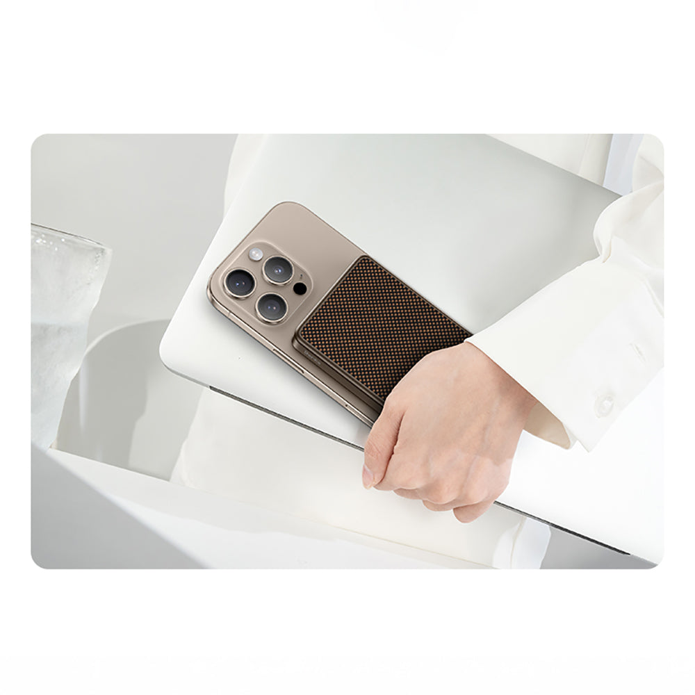 Benks MP17 ArmorGo M-safe Şarj Özellikli ArmorTint Aramid Fiber Qi2 Teknolojili Powerbank 15W 10000mAh Gold