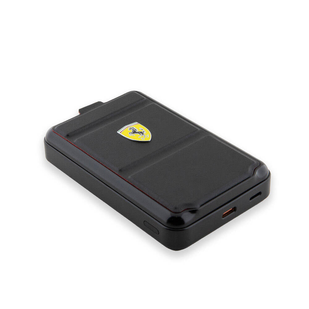 Ferrari 973WP Orjinal Lisanslı Magsafe Şarj Özellikli Standlı Metal Logolu Powerbank 10.000mAh Siyah