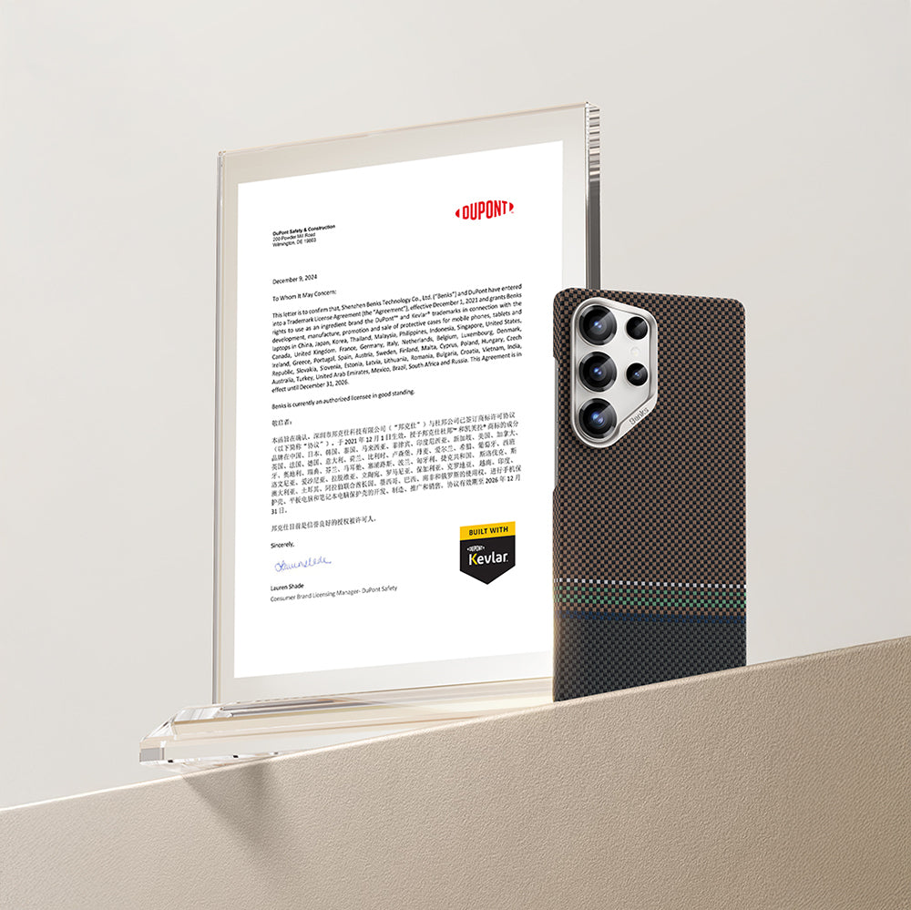 Galaxy S25 Ultra Kılıf Magsafe Şarj Özellikli Karbon Fiber Tasarımlı Benks Prestige ArmorAir Kevlar Kapak Gold