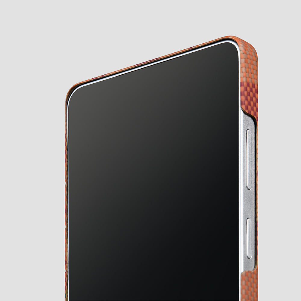 Galaxy S26 Ultra Kılıf M-safe Şarj Özellikli Aramid Karbon Fiber Pitaka Flora in Grid Serisi Kapak Kahverengi