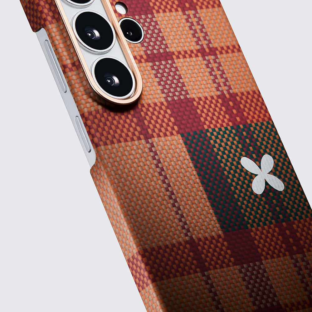 Galaxy S26 Ultra Kılıf M-safe Şarj Özellikli Aramid Karbon Fiber Pitaka Flora in Grid Serisi Kapak Kahverengi