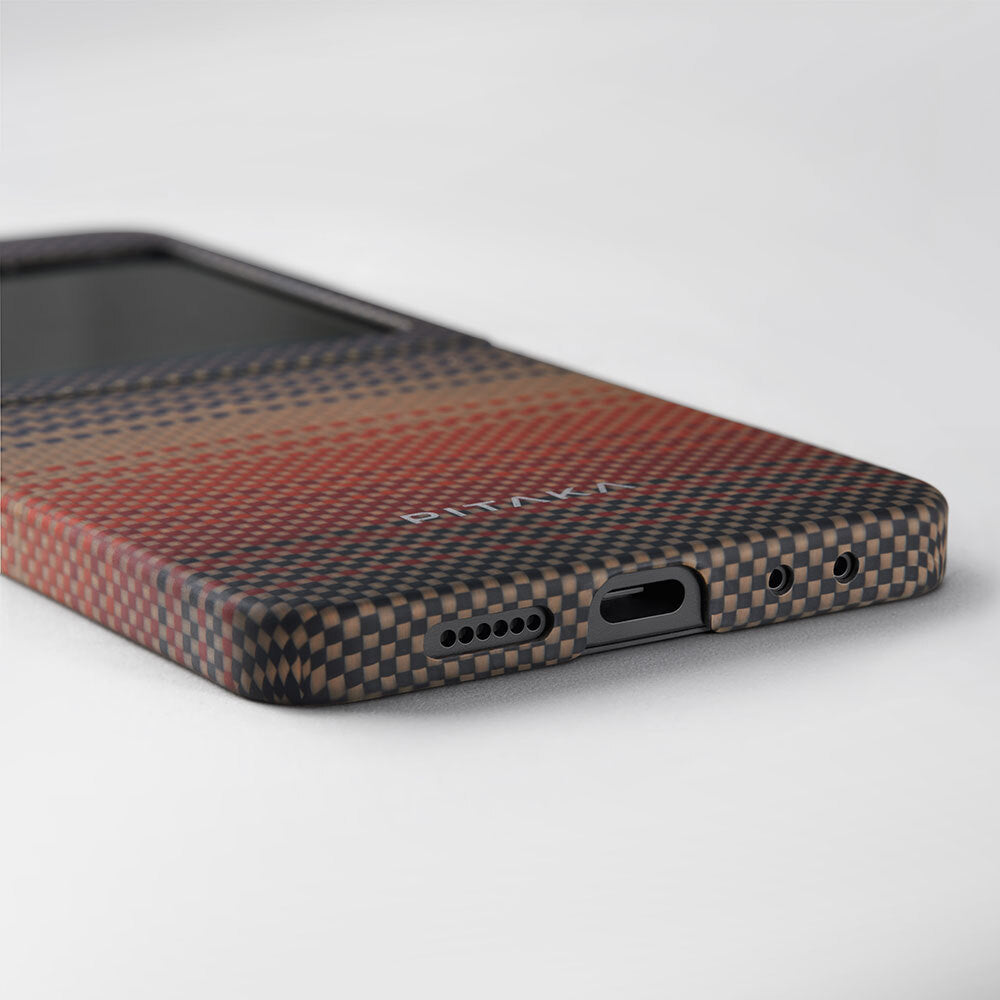 Galaxy Z Flip 6 Kılıf Magsafe Şarj Özellikli Aramid Fiber Pitaka Tactile Woven Sunset-Moonrise Serisi Sunset Kılıf Kahverengi