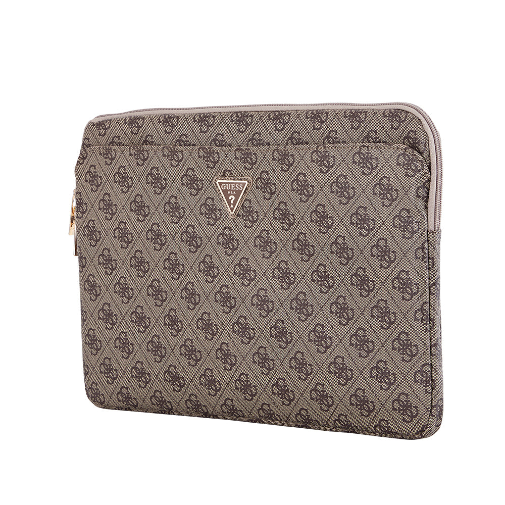 Guess Orjinal Lisanslı 4G Desenli Üçgen Logolu 14 inç Laptop Çantası Kahverengi