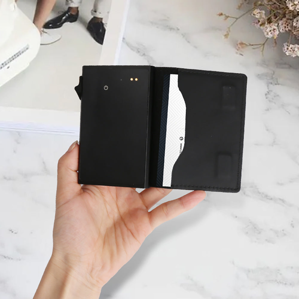 Micflip P15 Three Fold Akıllı Takip Özellikli Hakiki Deri Kartlık Siyah