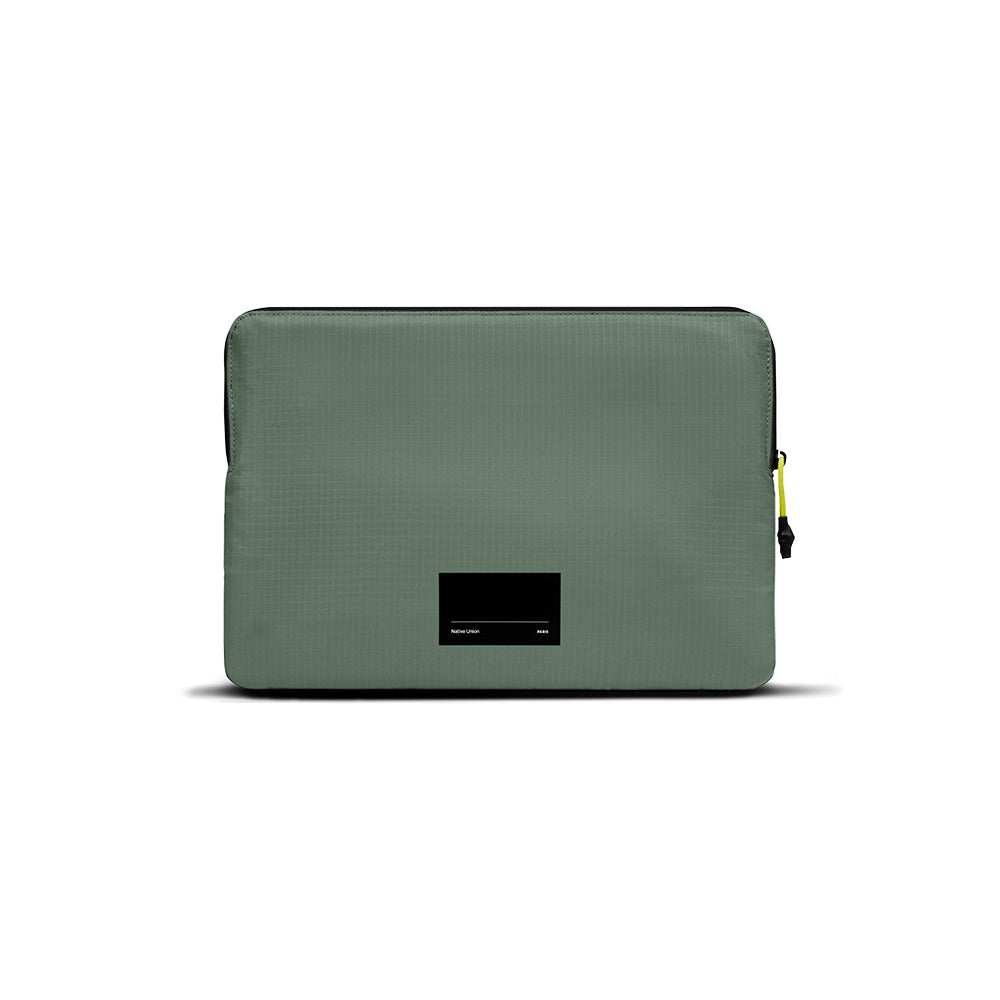 Native Uninon Ultralight Sleeve Serisi Su Geçirmez Ripstop Kumaş 15 inç Macbook Çantası Yeşil