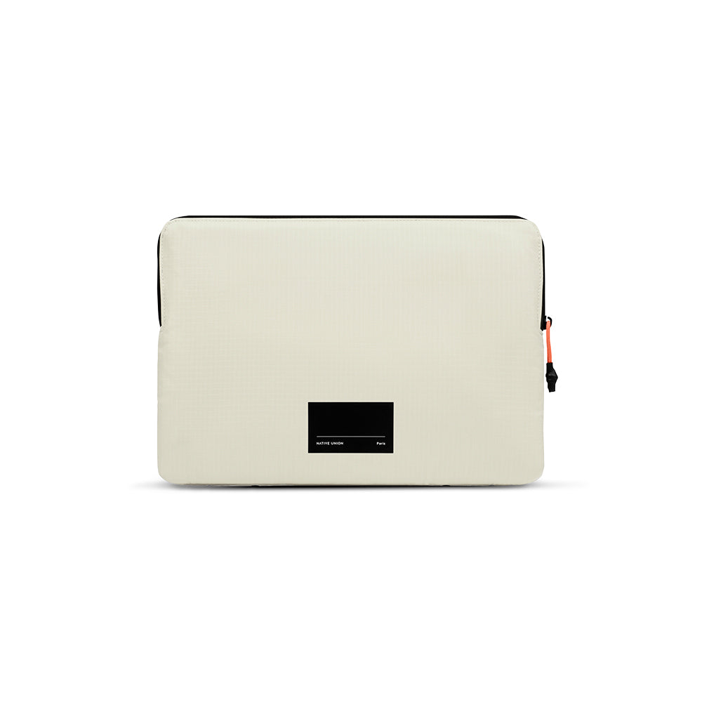 Native Uninon Ultralight Sleeve Serisi Su Geçirmez Ripstop Kumaş 15 inç Macbook Çantası Krem