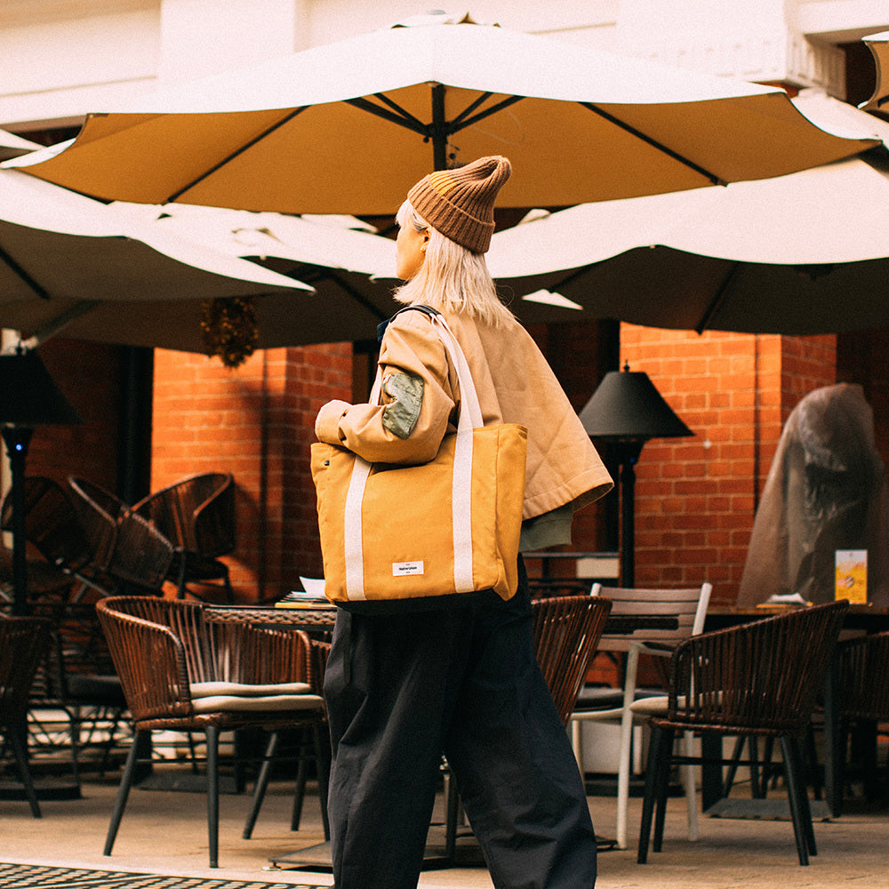 Native Union W.F.A Tote Bag Pro Su Geçirmez Cordura Kumaş YKK Fermuarlı 16L Taşıma Çantası Turuncu