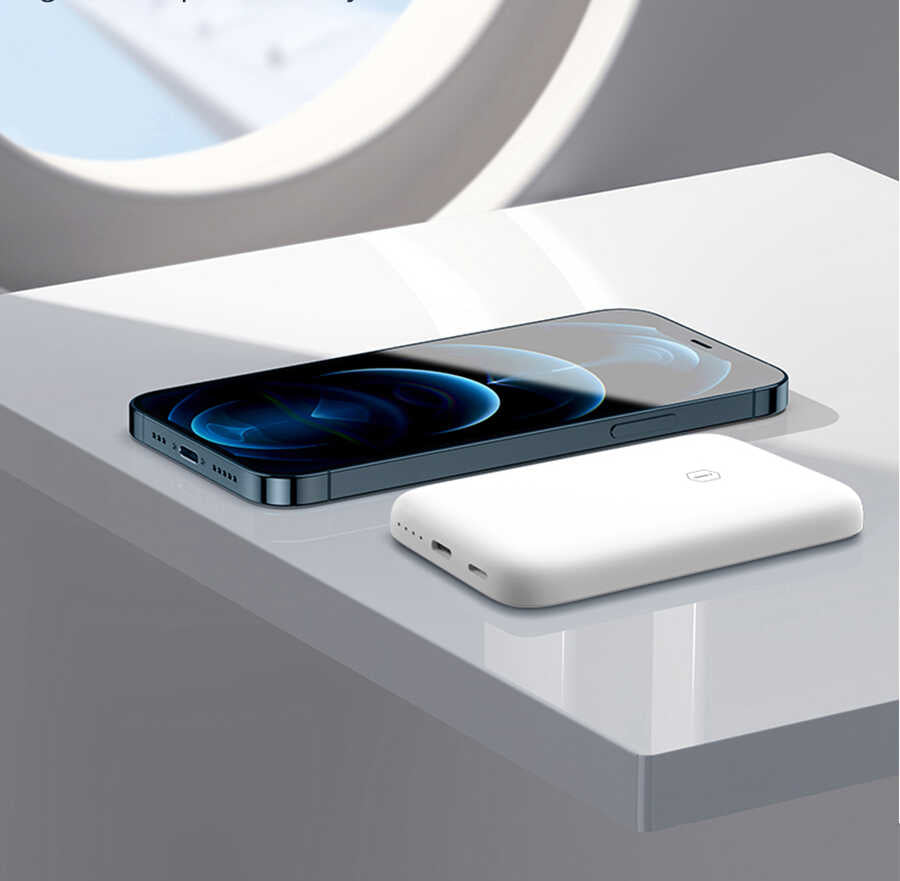 Wiwu SC5000A Magsafe Mıknatıslı Wireless Powerbank Beyaz