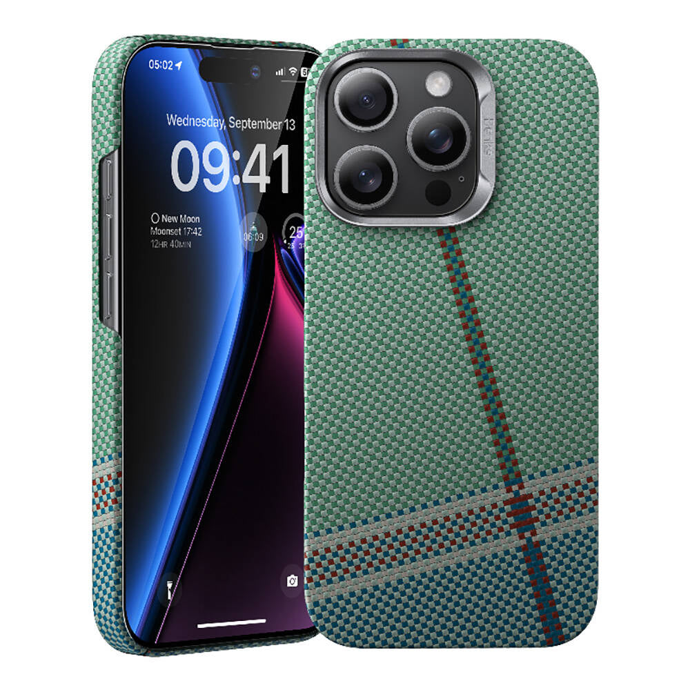 BENKS iPhone 15 Pro Magsafe Şarj Özellikli Karbon Fiber Tasarımlı Passion Green ArmorAir Kevlar Kılıf