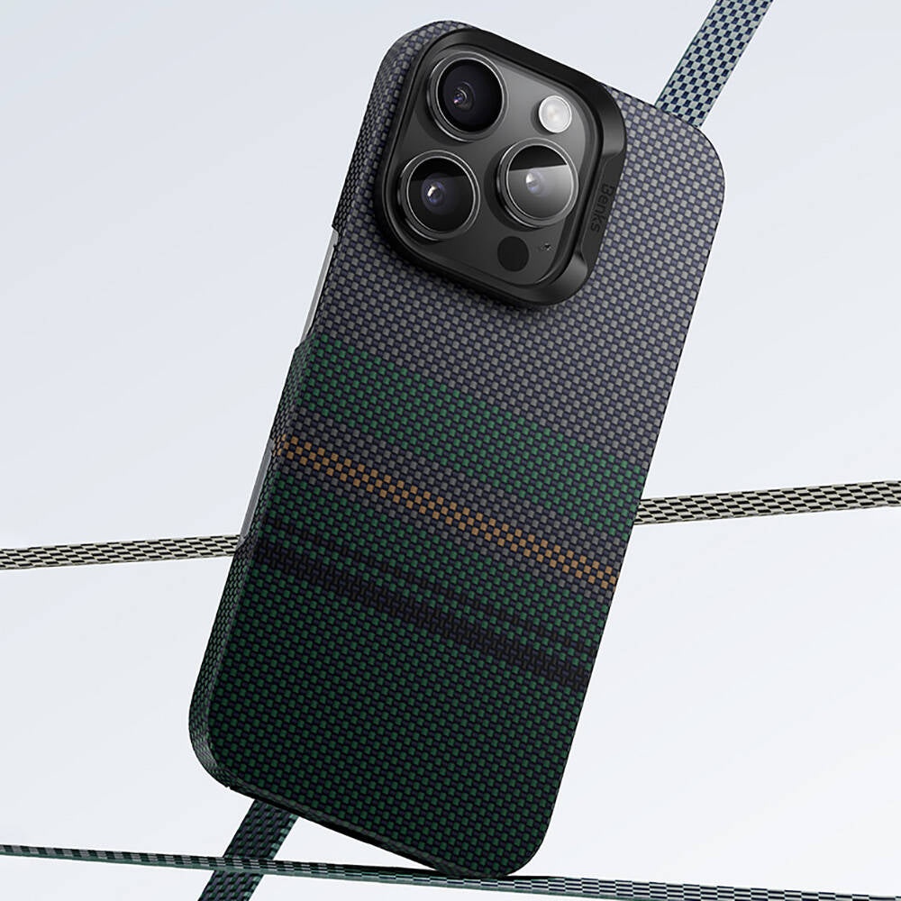 BENKS iPhone 16 Pro  Magsafe Şarj Özellikli Karbon Fiber Tasarımlı Aurora ArmorAir Kevlar Kılıf