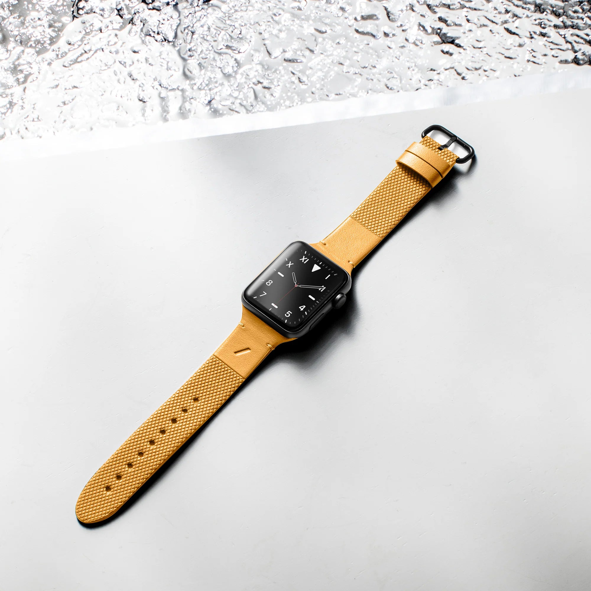Apple Watch 10 42mm Native Union Classic Serisi Silikon Kordon Turuncu