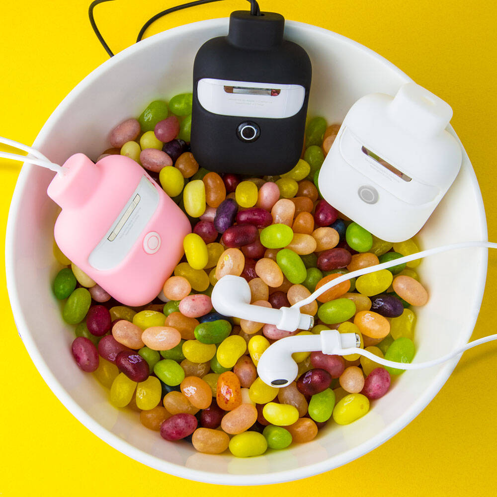 Airpods 2. Nesil Kılıf Boyun Askılı Jelly Bean Tasarımlı Kablosuz Şarj Özellikli Lisanslı Switcheasy ColorBuddy Kılıf Beyaz