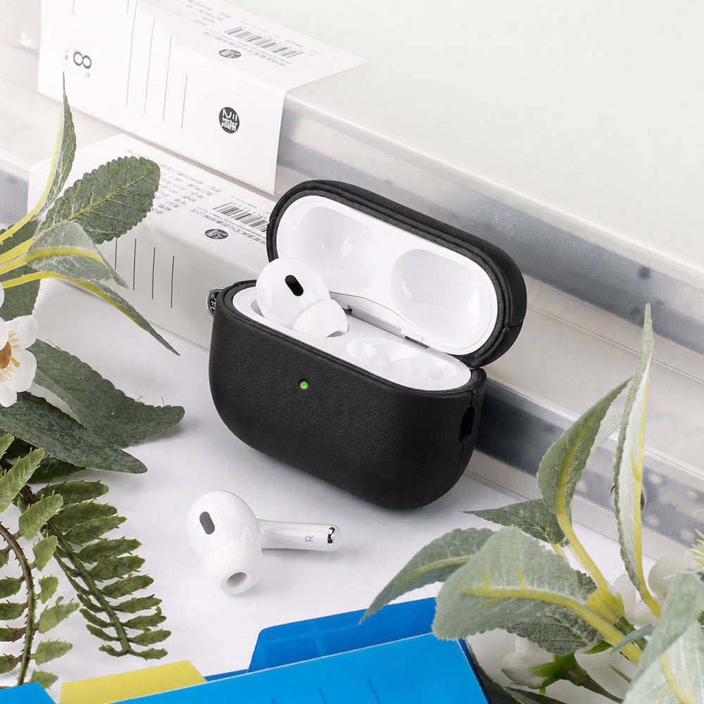 Apple AirPods Pro 3 Kılıf M-Safe Şarj Özellikli Mutural Yahu Serisi Deri Tasarımlı Kapak Siyah